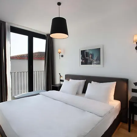 X Flats Taksim * Istanboel